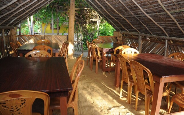 Alankuda Dolphin Village