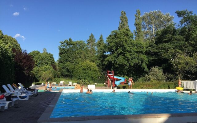 Simple holiday home with an oven in the heart of Burgundy
