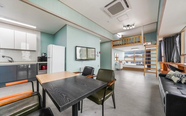 Busan Haeundae Songjeong Miyeon Pension