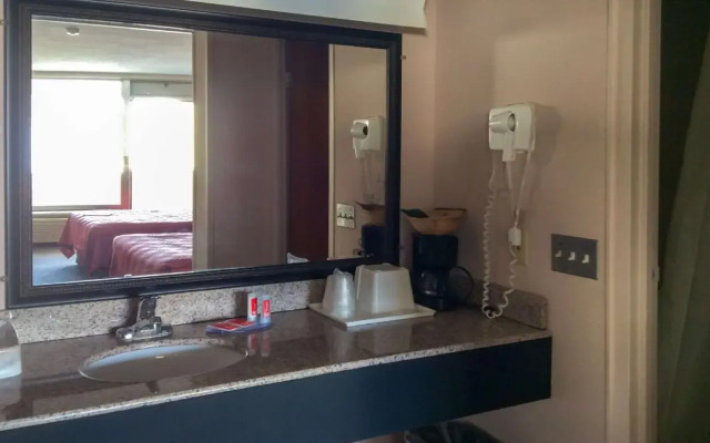 Econo Lodge Cortland Downtown