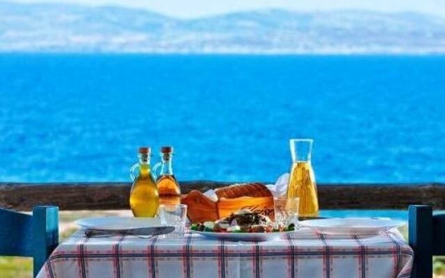 Pirgos Stelida Hotel
