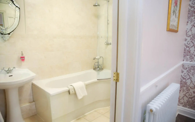 Shendish Manor Hotel & Golf Course