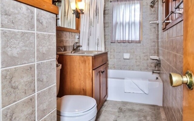 Birch - Serenity Bay 3 Bedroom Cabin