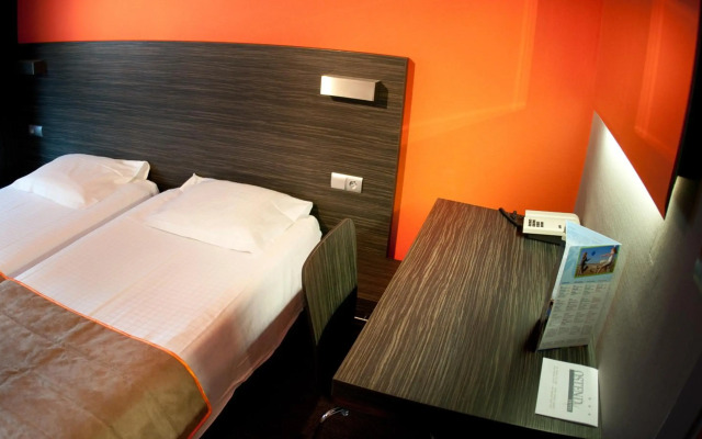 Ostend Hotel