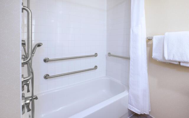 Holiday Inn National Airport/Crystal City by IHG