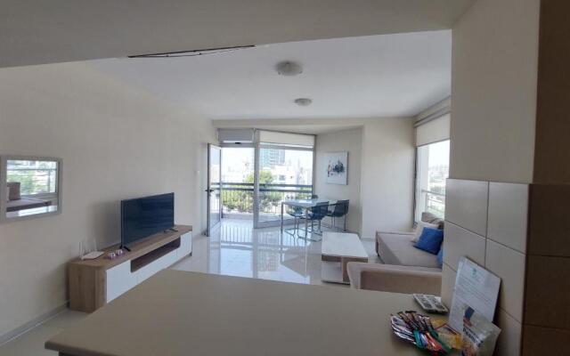 Marathon Sea View apartment 407