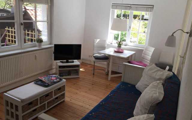 apartment-am-airport
