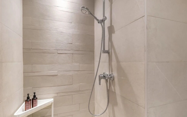 Elegant Studio w Balcony View Near Downtown Dubai