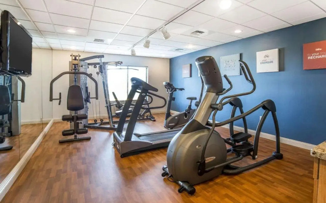 Comfort Suites Helena Airport