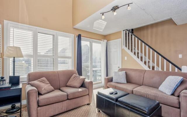Mountainside 2 bed 2 bath with laundry 79249