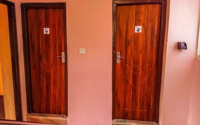 Hotel Backpackers Inn