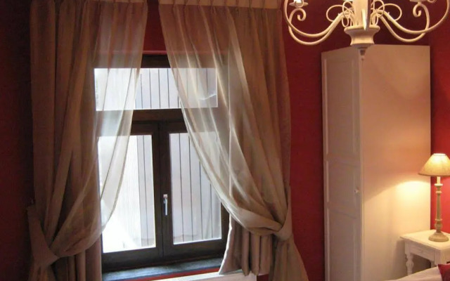 Hostellerie De La Poste