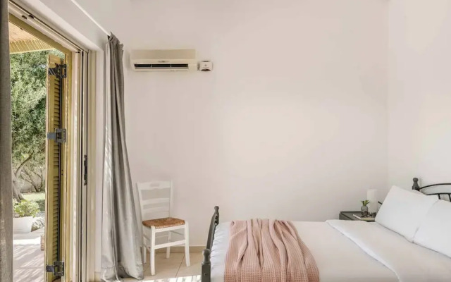 Caretta Beach Villa
