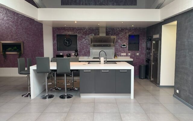 Spacieux logement domaine securise