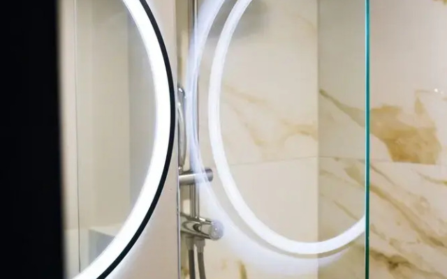 Peaky Riders Self Check-in Hotel