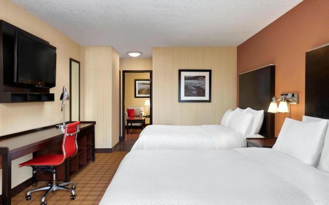 Four Points by Sheraton Hotel & Suites Calgary West