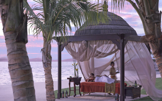 Shangri-La Hotel Apartments Qaryat Al Beri