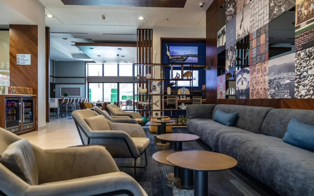 Holiday Inn Express And Suites Ensenada Centro by IHG