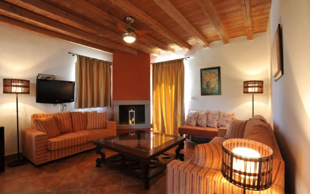 Varos Village Boutique Hotel