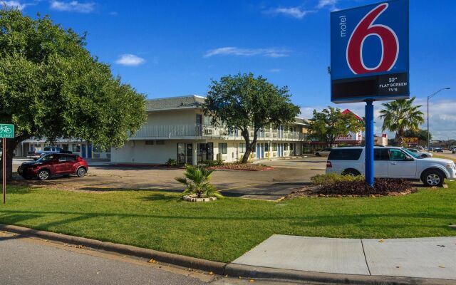 Motel 6 College Station, TX - Bryan