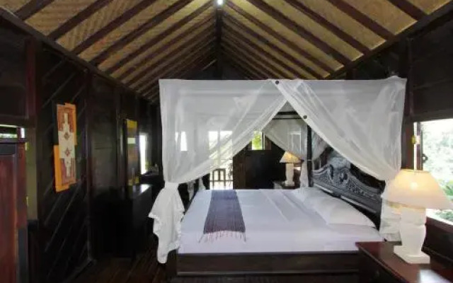 Melanting Cottages