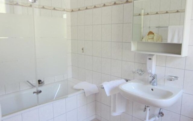 Chambres D'hôtes  La Petite Rochette