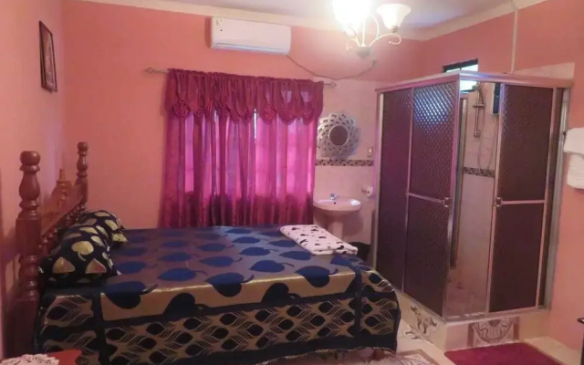 Mags Guest House