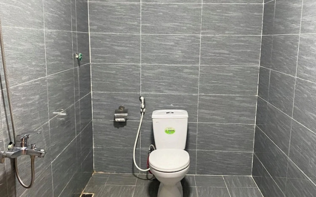 Mini Dien Bien Riverside Hotel - Lang Thai