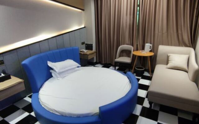 Prince Hotel