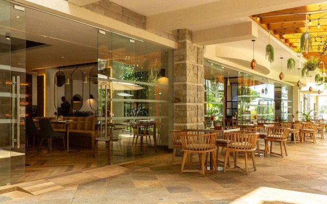 Alba Hotel Meru