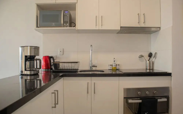 w Minimalist 2BR w Balcony in Barranco