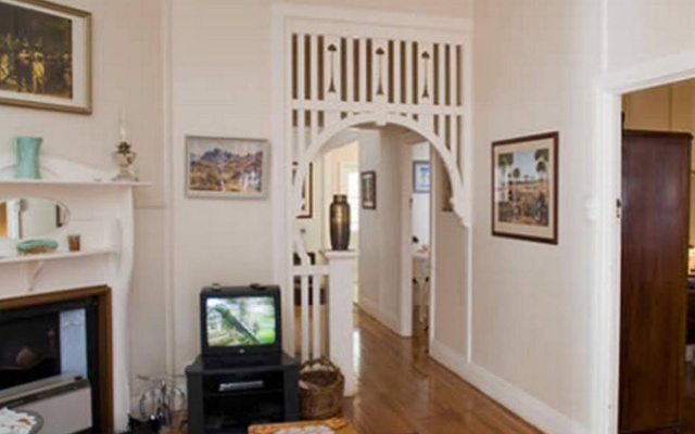 Broken Hill Heritage Cottages – Guest Rooms – Broken Hill