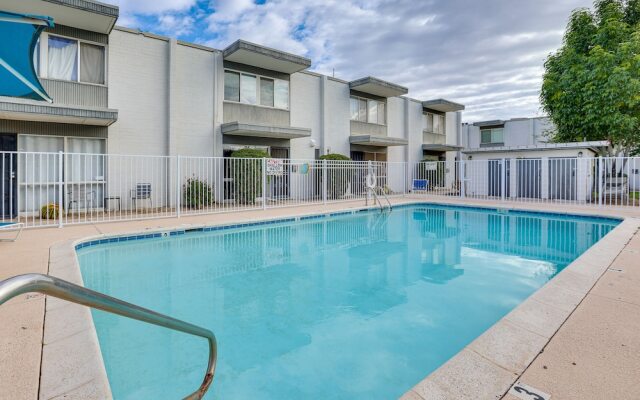 Scottsdale Townhome: Furnished Patio & Pool Access