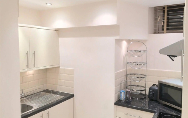 Westminster Studio Apartment