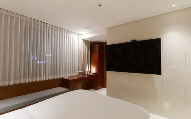 Topcloud Hotel Iksan