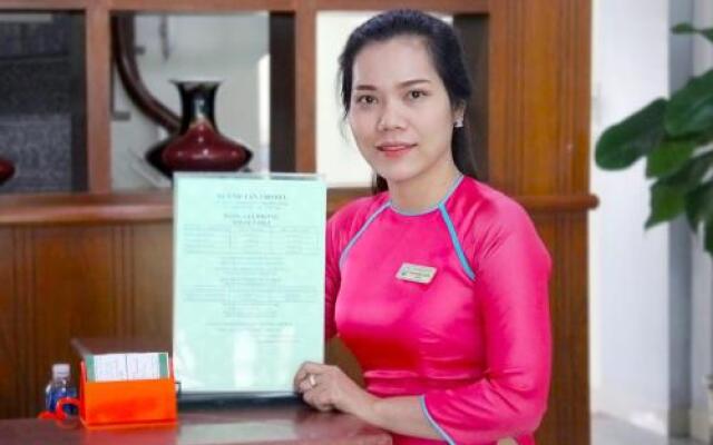 Khách sạn Huỳnh Tấn 2