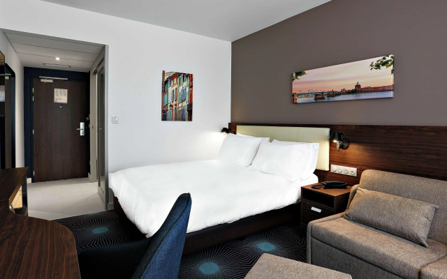 Hampton by Hilton Toulouse Airport