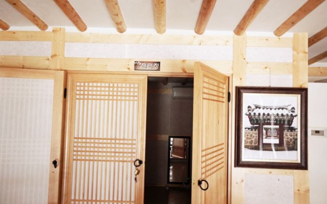 Gyeongju Yeokrakjae Hanok Guesthouse