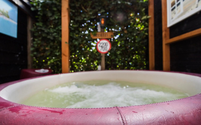 Luxe appartementen Apeldoorn with Outside JACUZZI and SAUNA