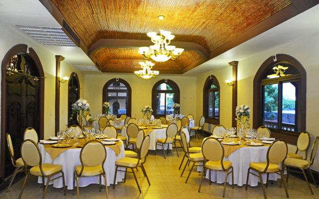 Hotel El Reith Lake Granada Nicaragua