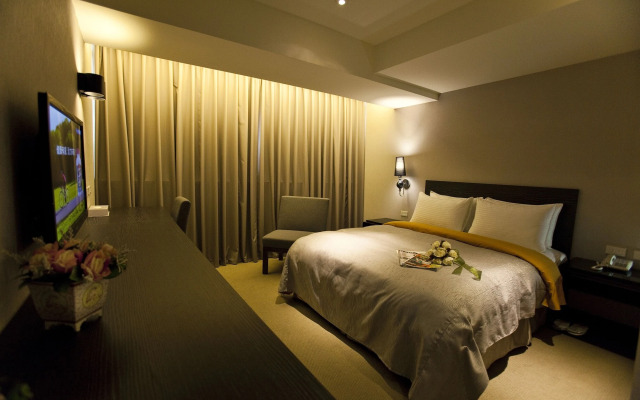 E House Hotel