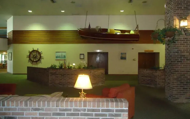 Magnuson Grand Hotel and Conference Center