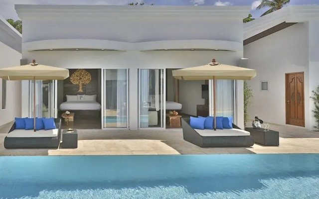 Dream Field Resort