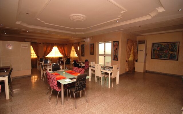 Lapour Hotels Ltd