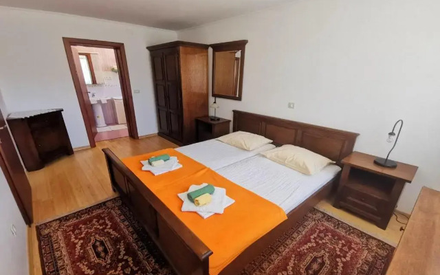 Apartment 4 Biba 22 pax