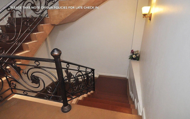 Zen Rooms Panurangsri