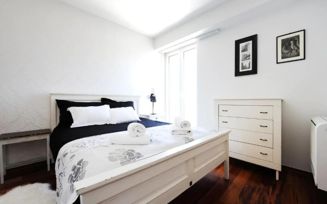 Sunset Penthouse Apartment with Hot Tub