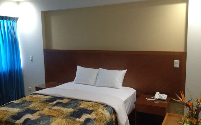 Hotel Esencia Suites