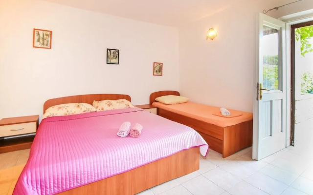 Apartments Beach Way