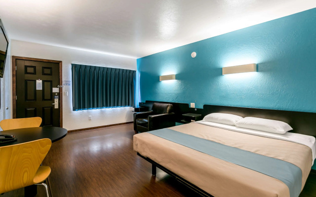 Motel 6-Missoula, MT - University